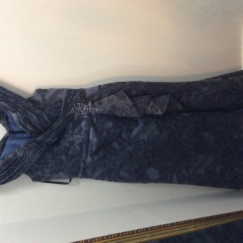 Montage gown, m524, navy, size 14.